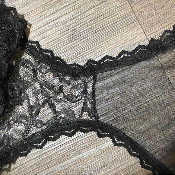 Vintage Stardust Intimates Sheer Lace Panty Black Size 6 - Picture 9 of 9